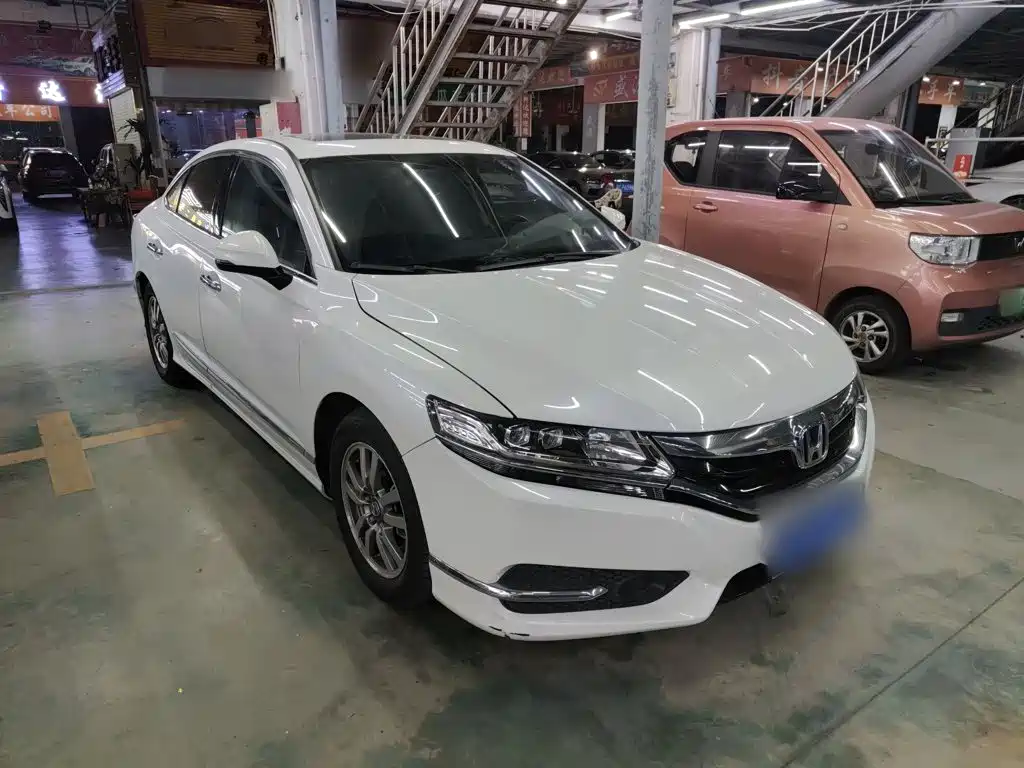 Honda Spirior — миниатюра 4