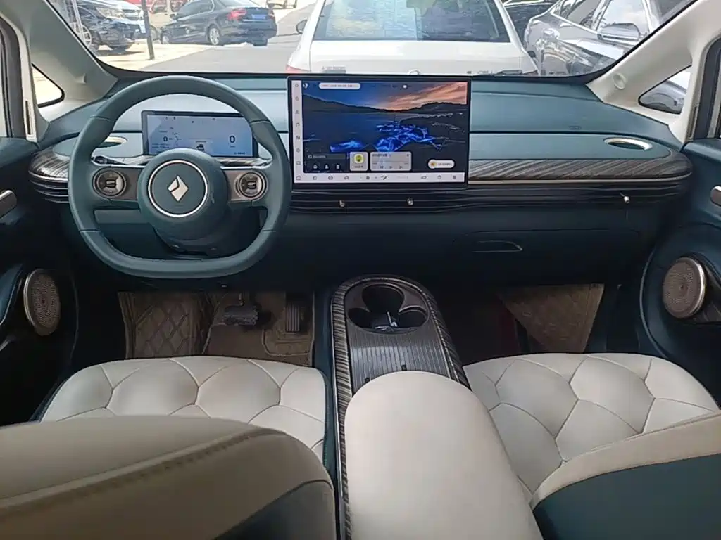 Baojun Yunduo — миниатюра 10