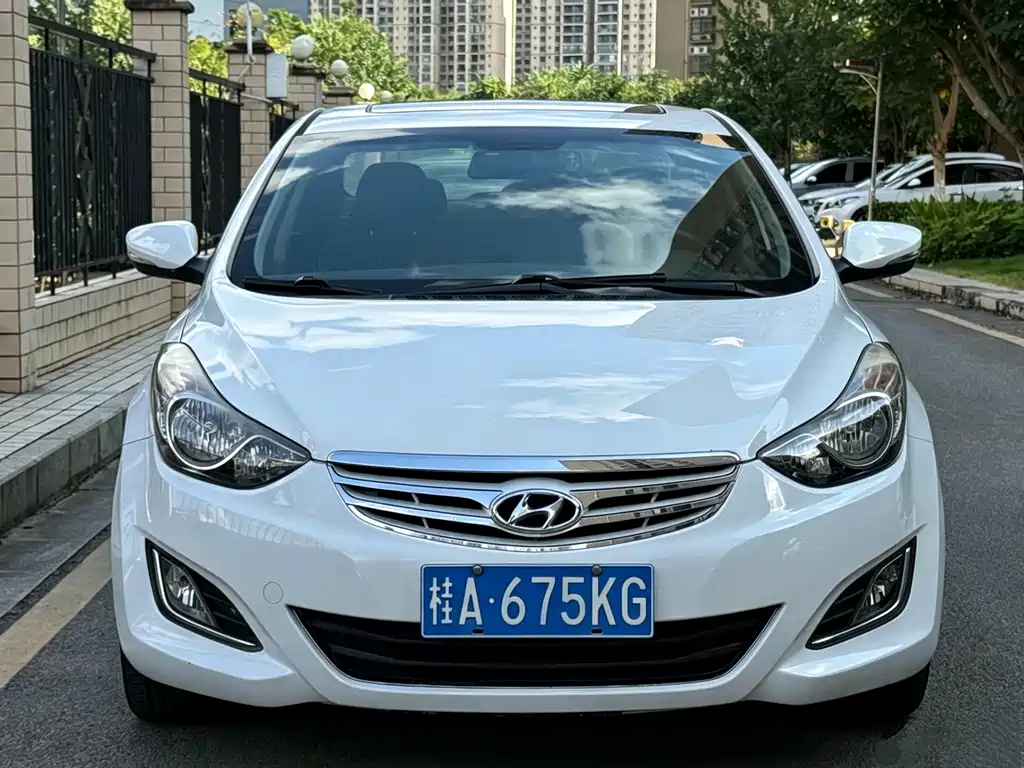Hyundai Elantra Langdong — миниатюра 2