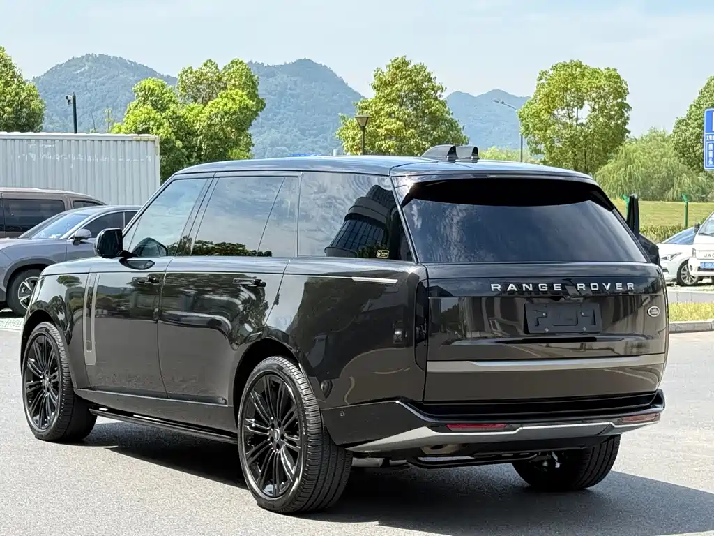 Land Rover Range Rover — миниатюра 3