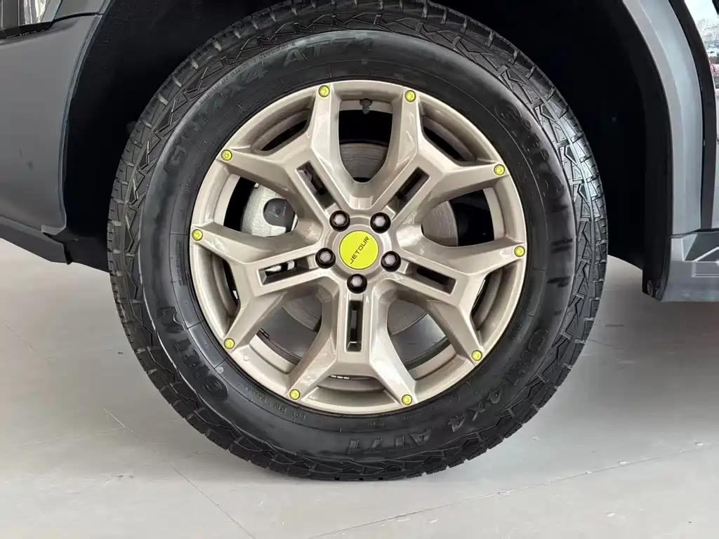 JETOUR Traveller 2023 2.0T