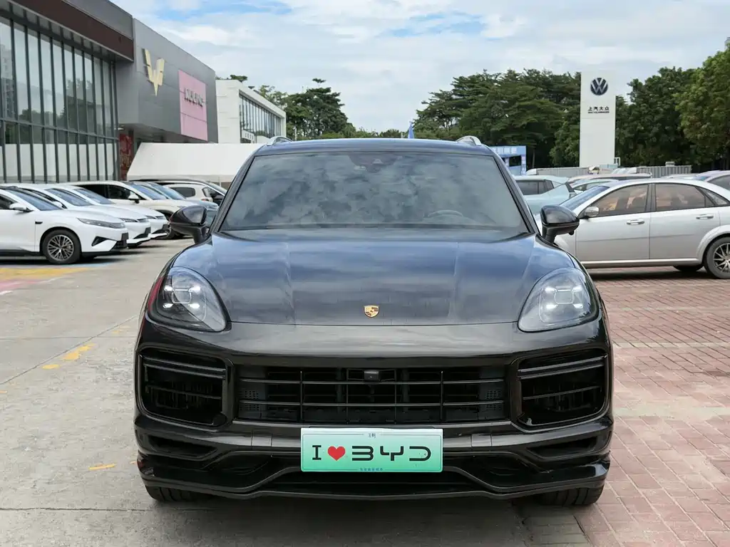 Porsche Cayenne — миниатюра 2