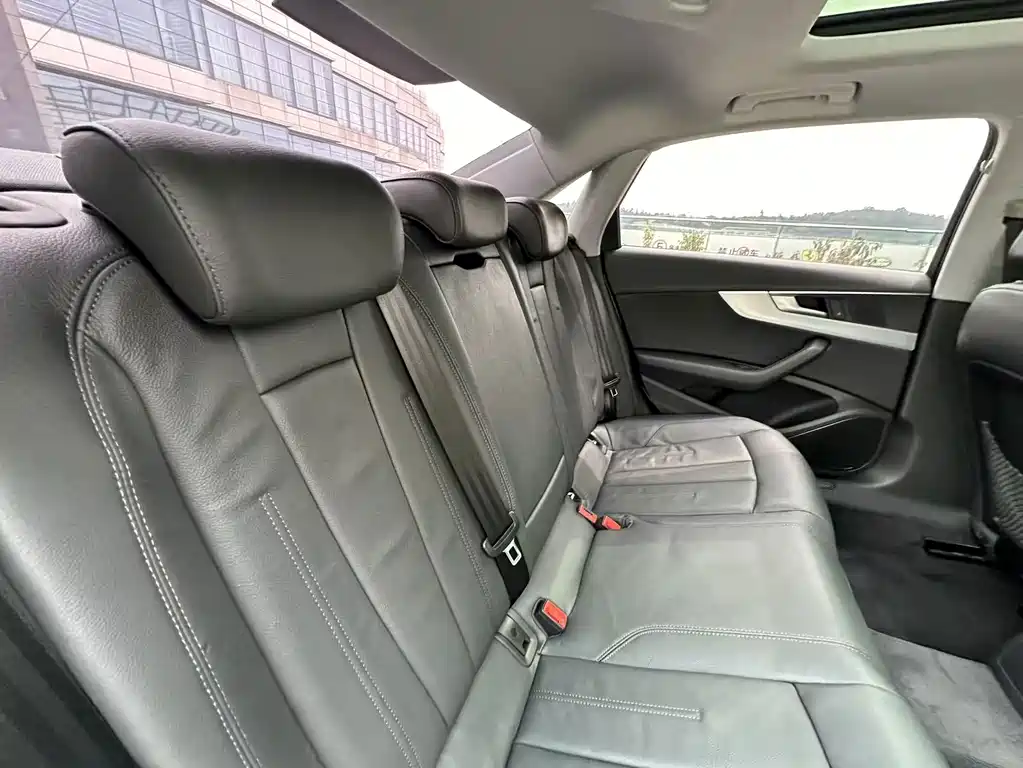 Audi A4L — миниатюра 38