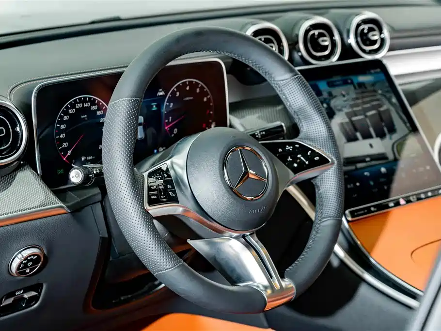 Mercedes-Benz GLC — миниатюра 11