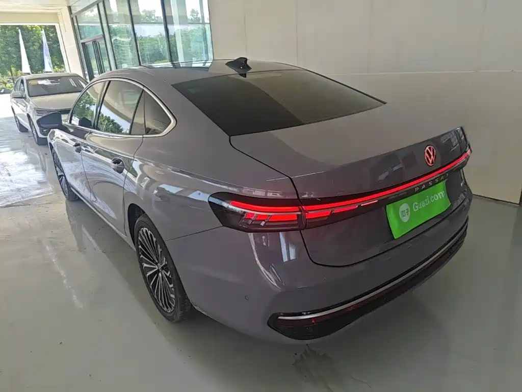 Volkswagen Passat — миниатюра 5