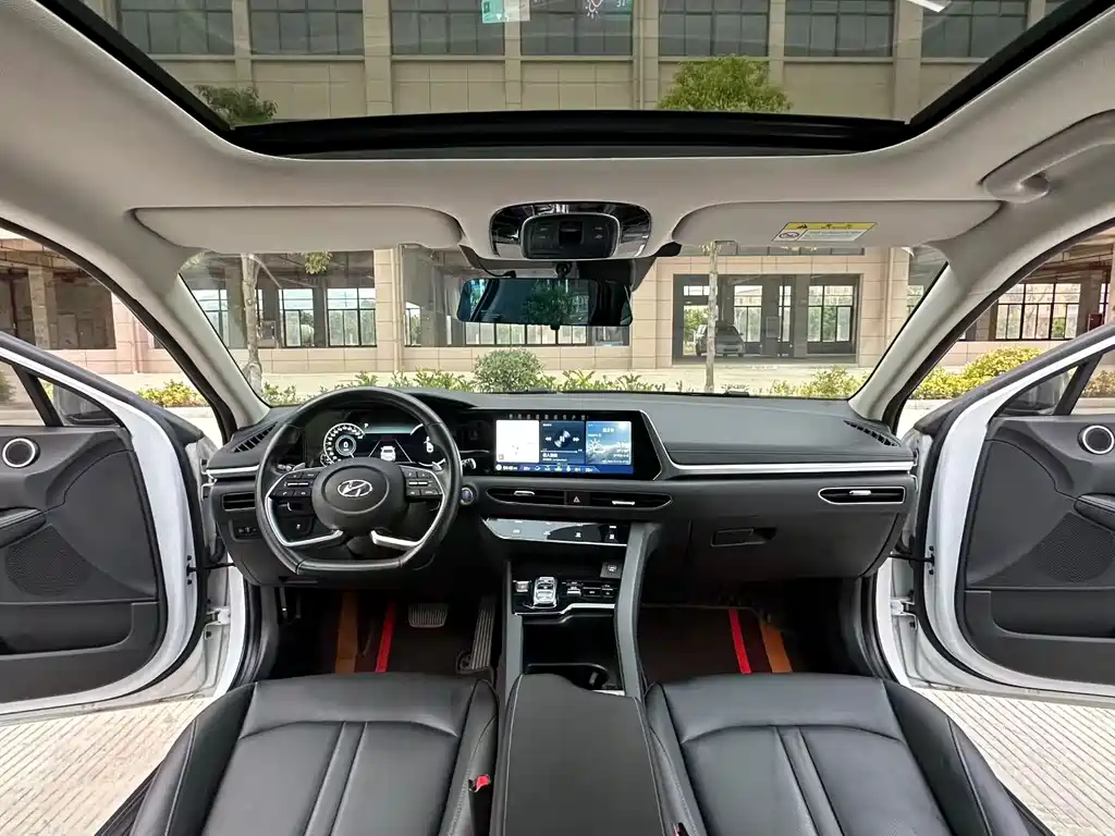 Hyundai Sonata — миниатюра 4