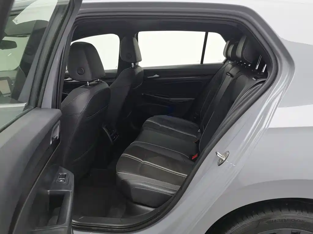 Volkswagen Golf — миниатюра 15