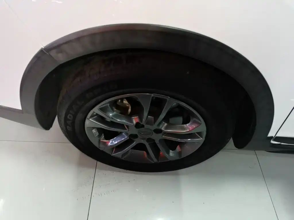 Geely Vision X3 — миниатюра 23