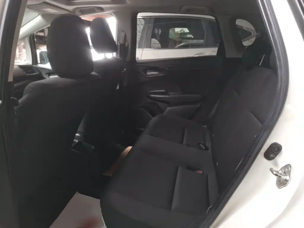 Honda Fit — миниатюра 17