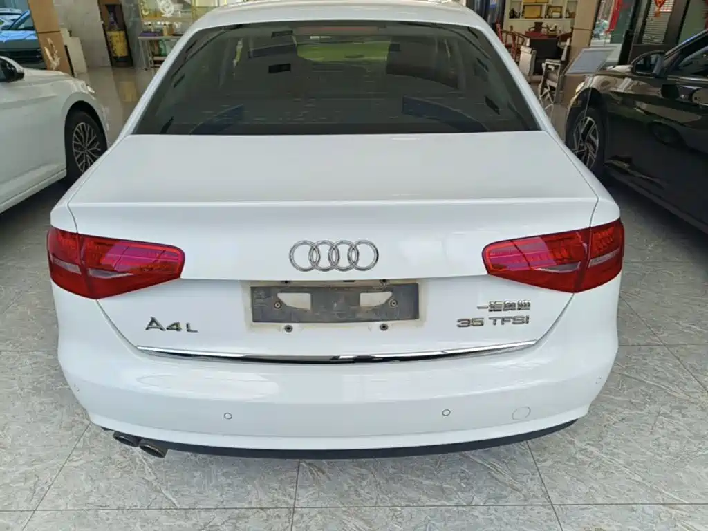Audi A4L — миниатюра 6