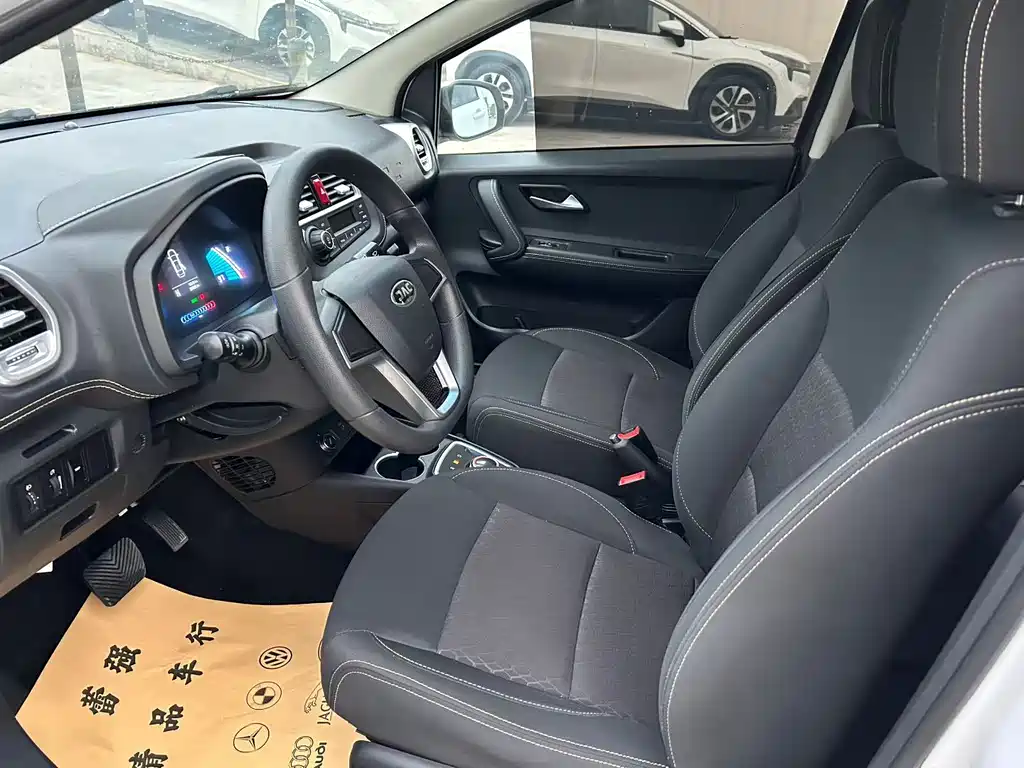 JIANGQI GROUP JAC IEV6E