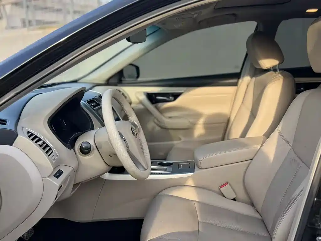 Nissan Altima 2016 2.0L XE Fashion