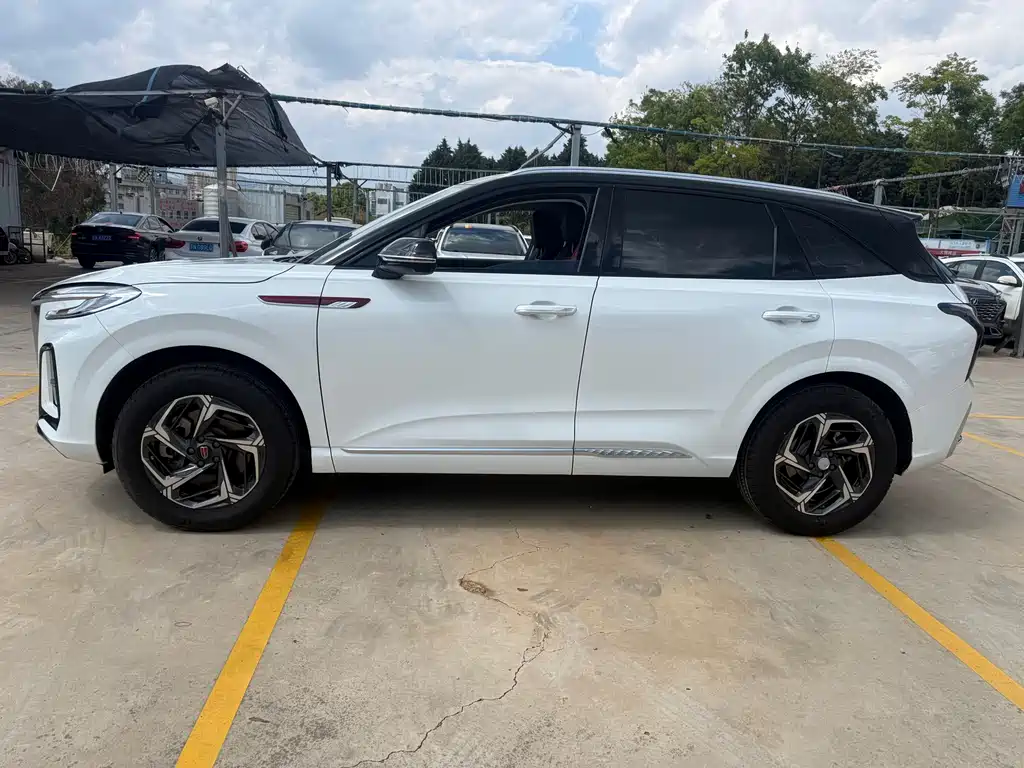 Hongqi HS3 2024 1.5T