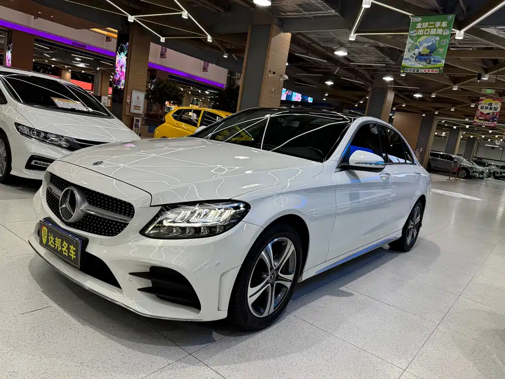 Mercedes-Benz C-Class 2019