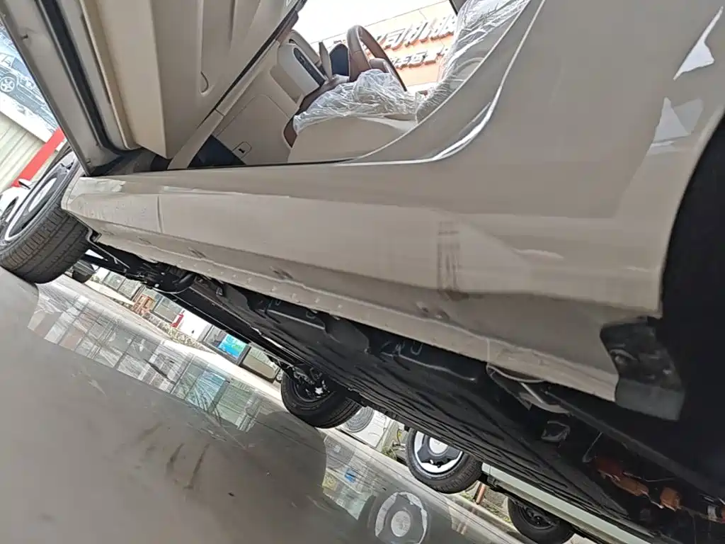 Wuling MINIEV — миниатюра 22