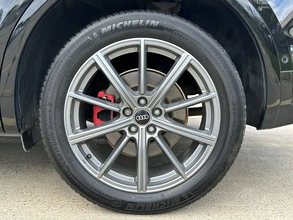 Audi Q5L — миниатюра 12