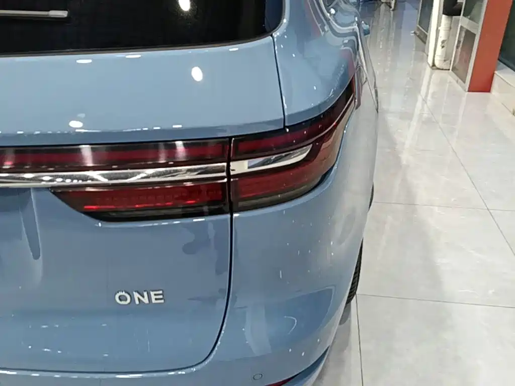 Li Auto Li ONE — миниатюра 8