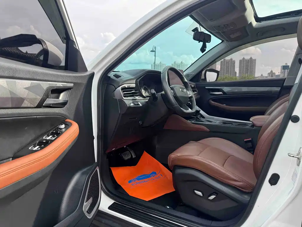 Geely Vision X6 — миниатюра 6