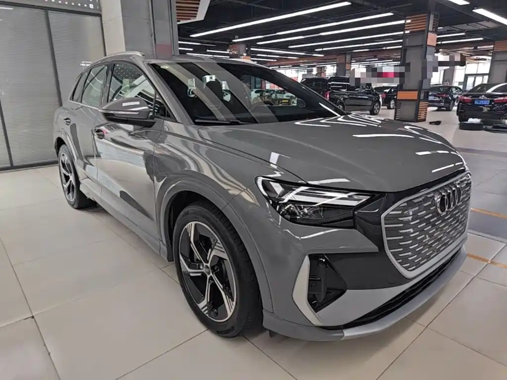 Audi Q4 e-tron — миниатюра 4