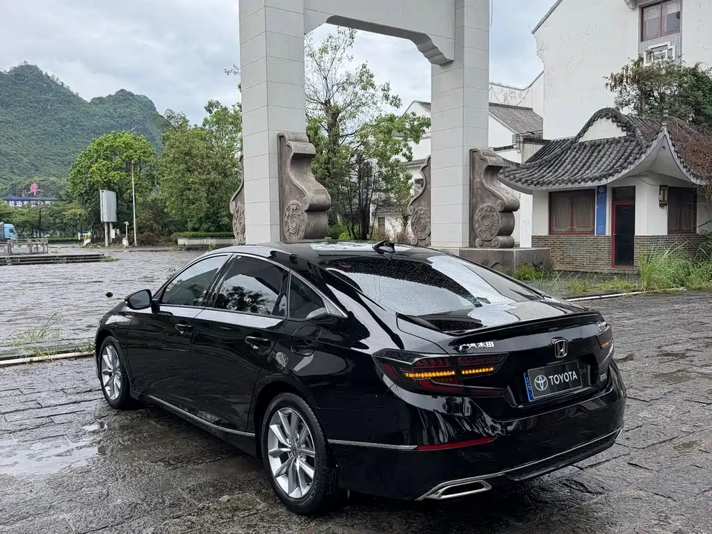 Honda Accord 2022 260TURBO Luxury