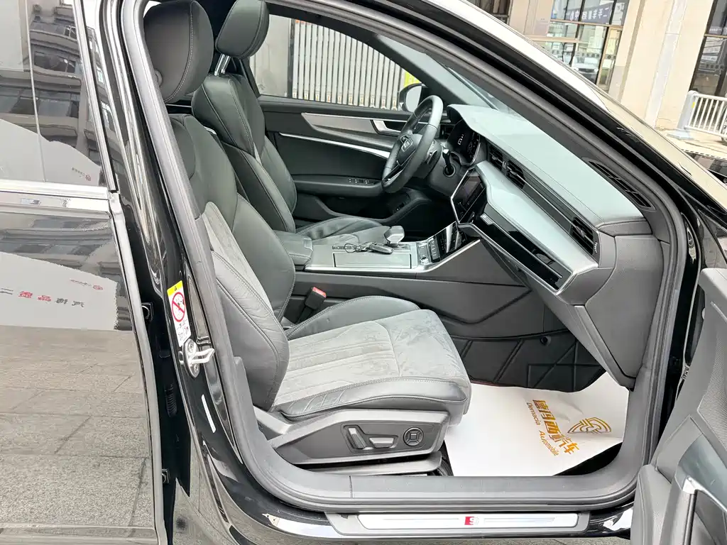 Audi A6L — миниатюра 10