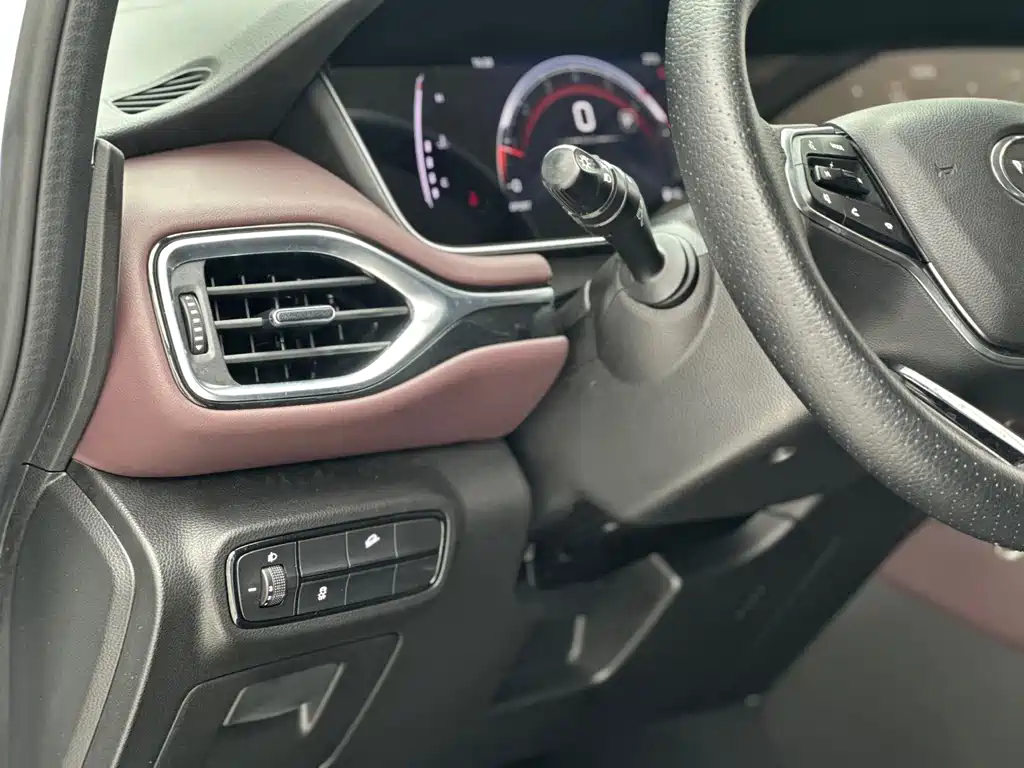 GAC Motor Trumpchi M6 — миниатюра 11