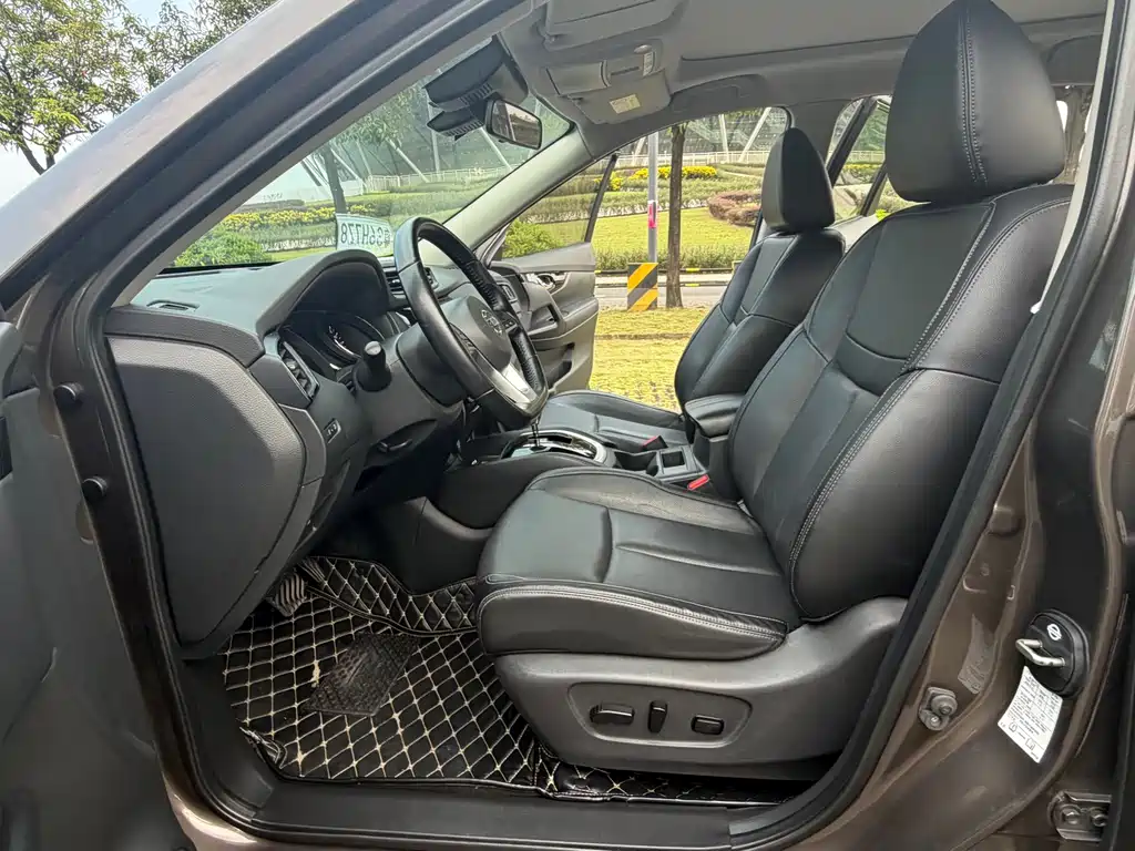Nissan X-Trail — миниатюра 7