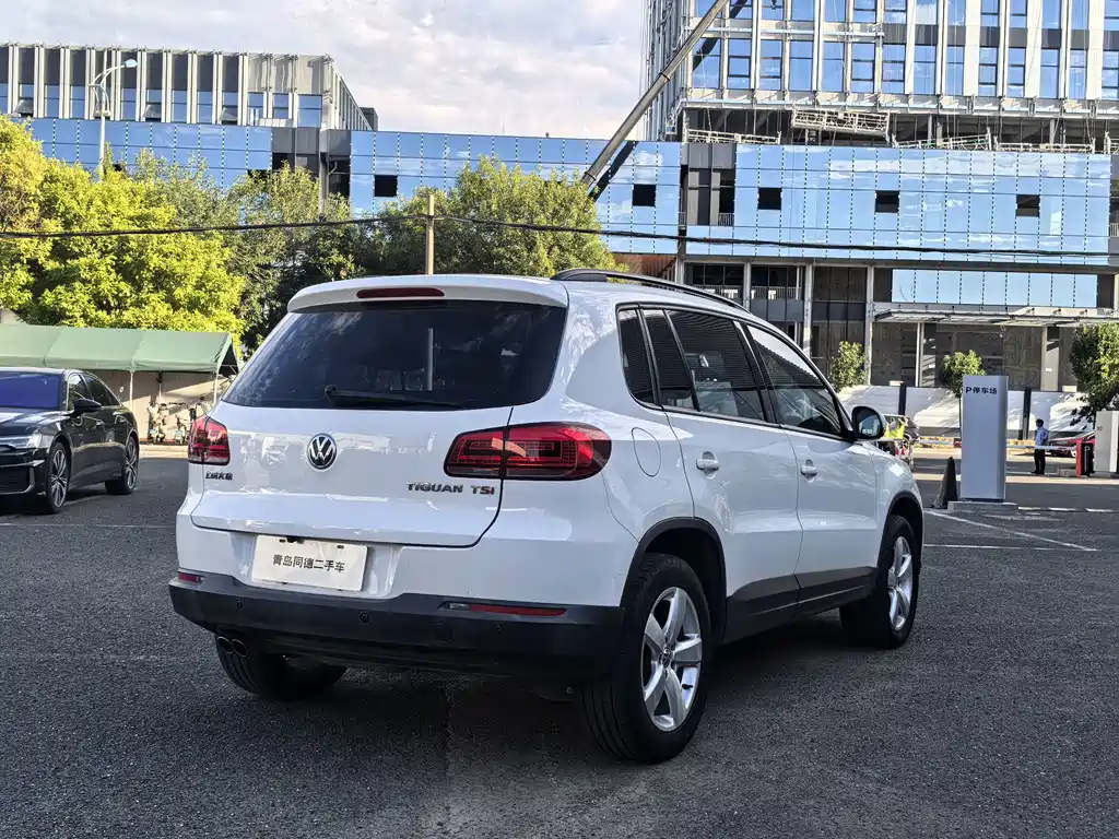 Volkswagen Tiguan — миниатюра 4