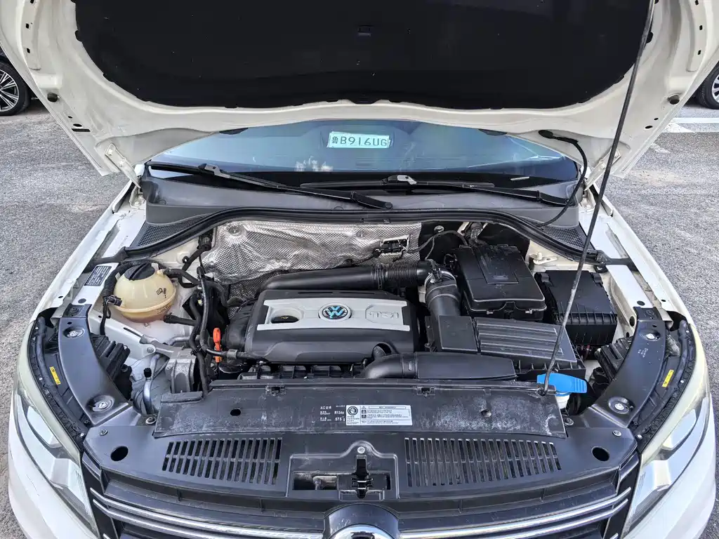 Volkswagen Tiguan — миниатюра 9