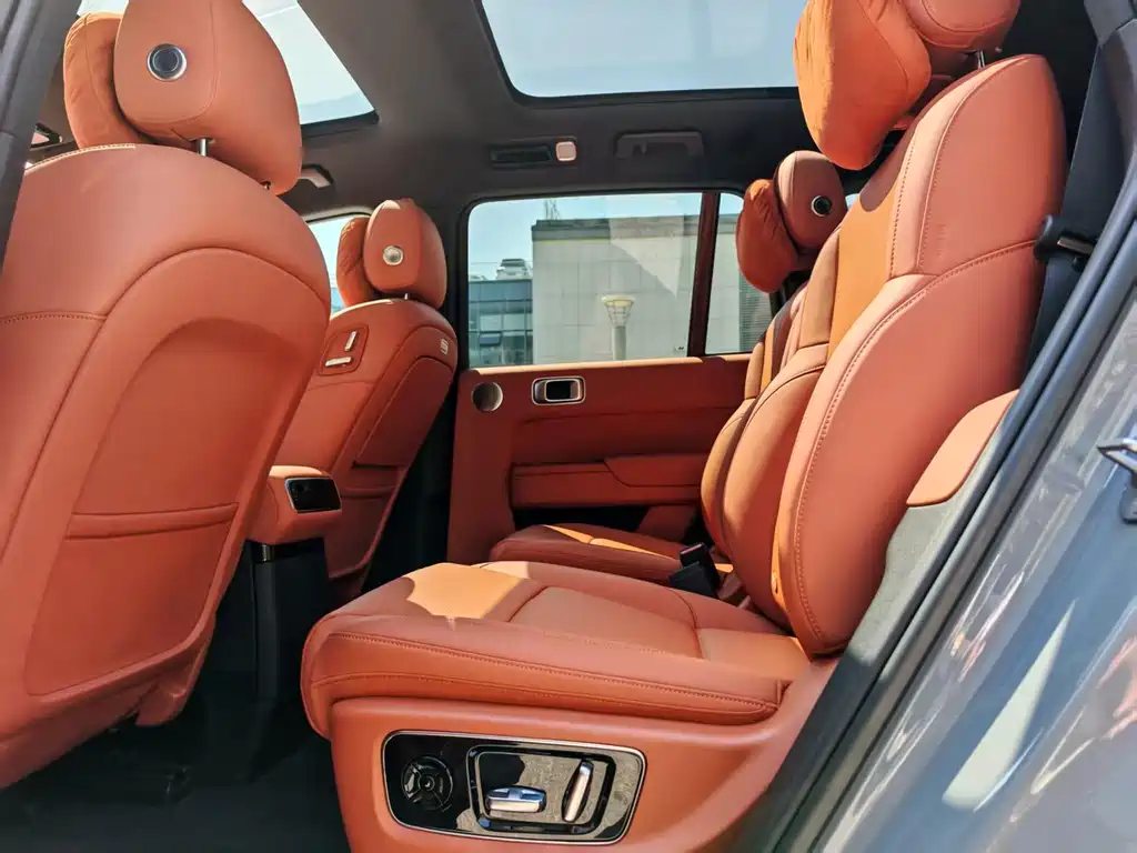 Li Auto Li L8 — миниатюра 11