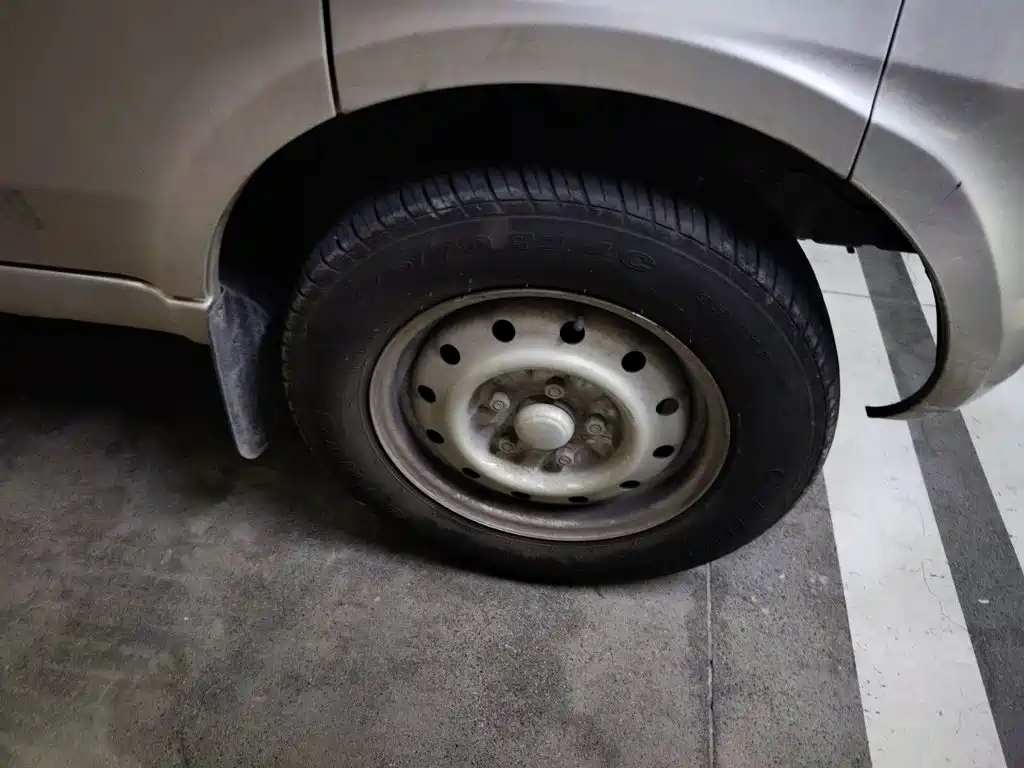Wuling Rongguang — миниатюра 24