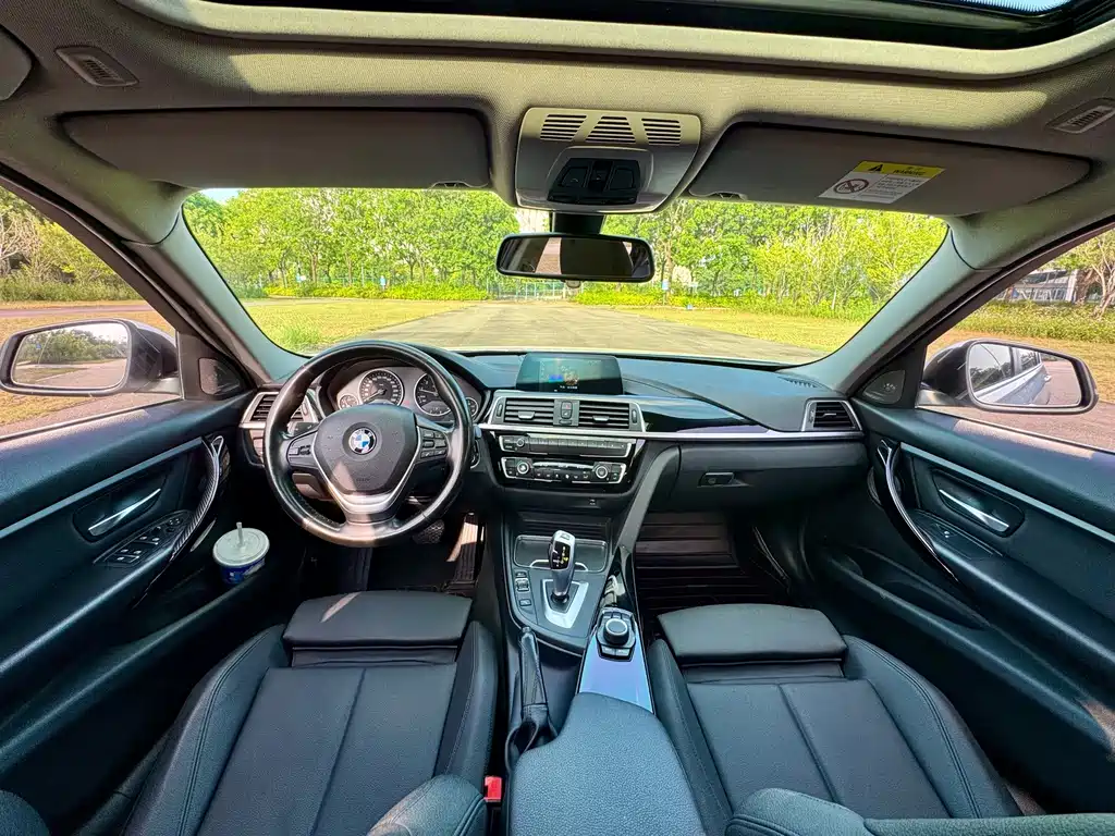 BMW 3 Series — миниатюра 5