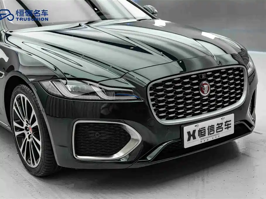 JAGUAR XFL