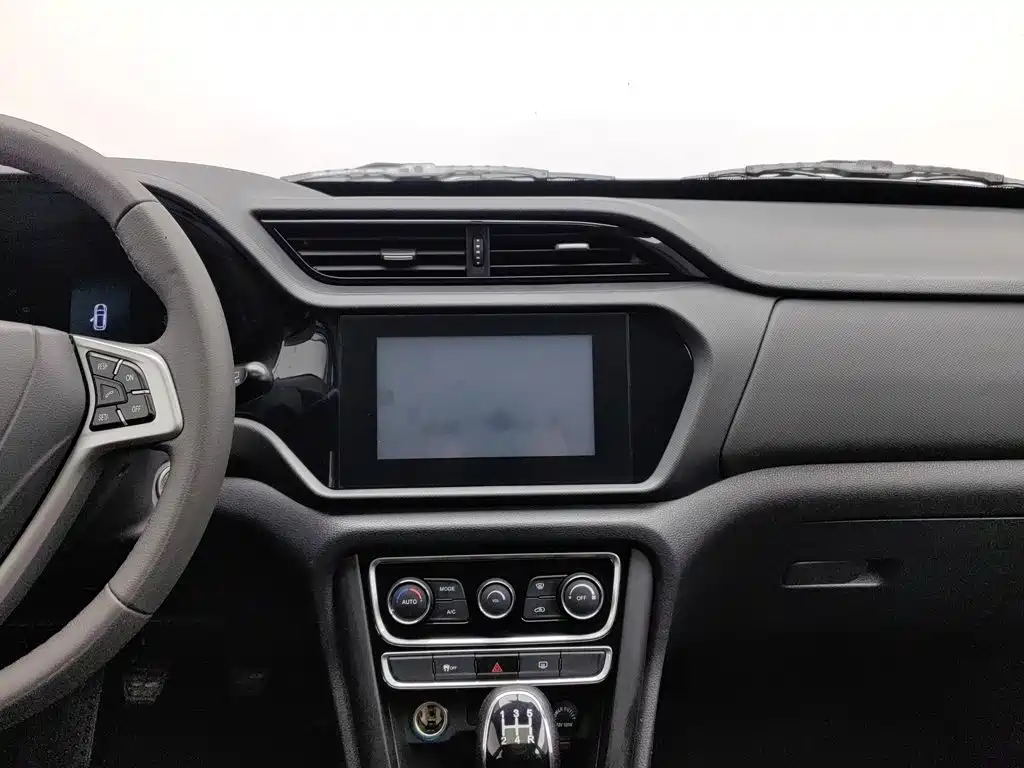Chery Tiggo 3 — миниатюра 12