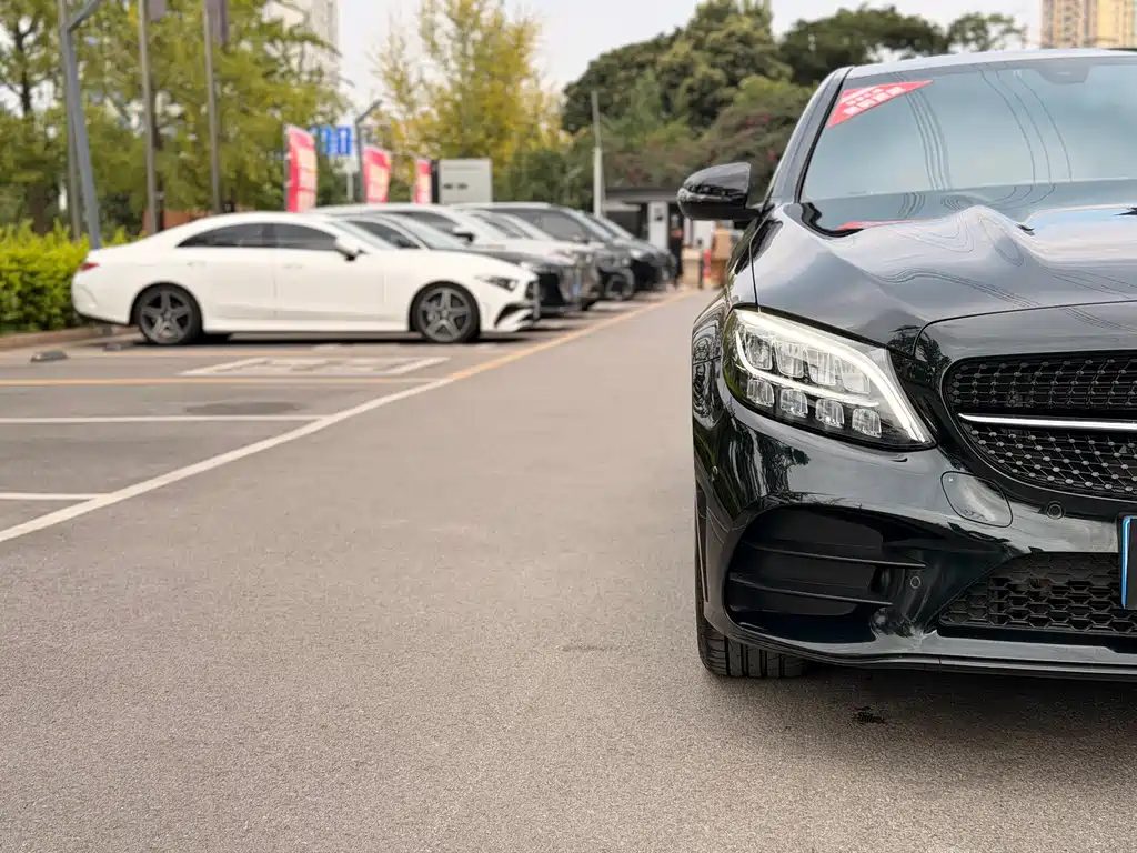 Mercedes-Benz C-Class — миниатюра 3