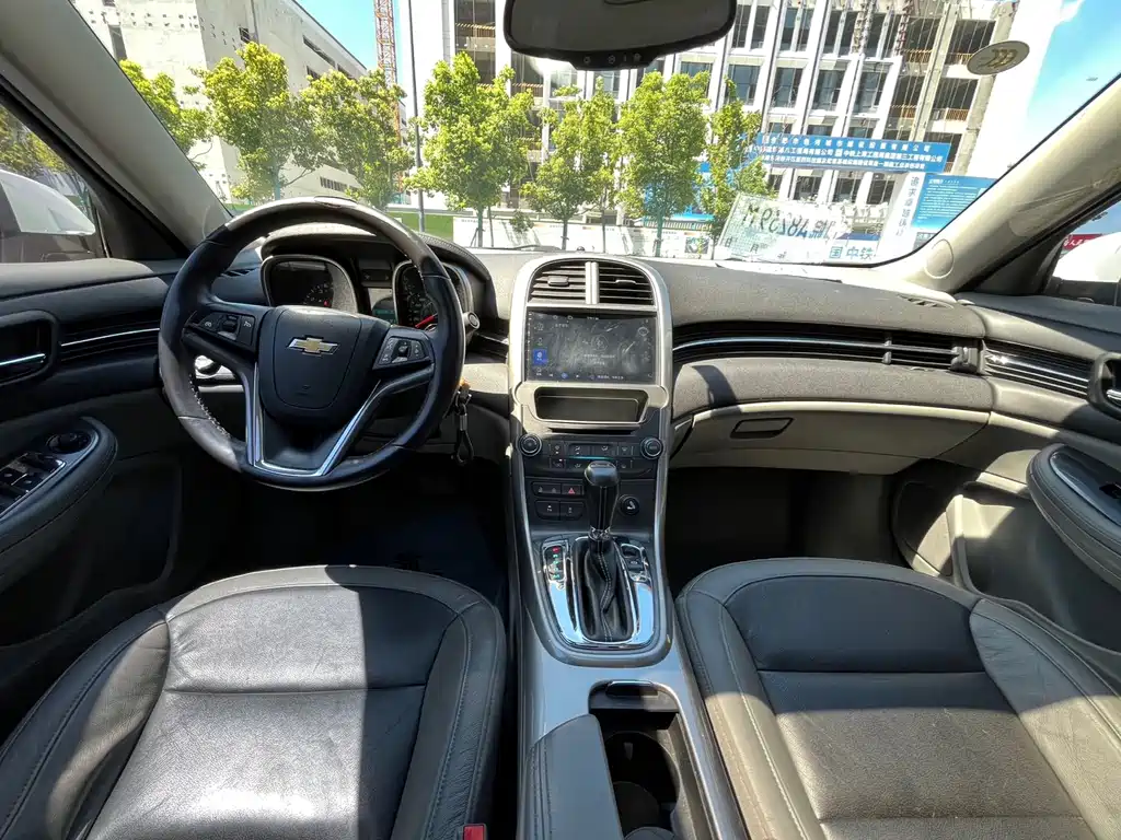 Chevrolet Malibu — миниатюра 12