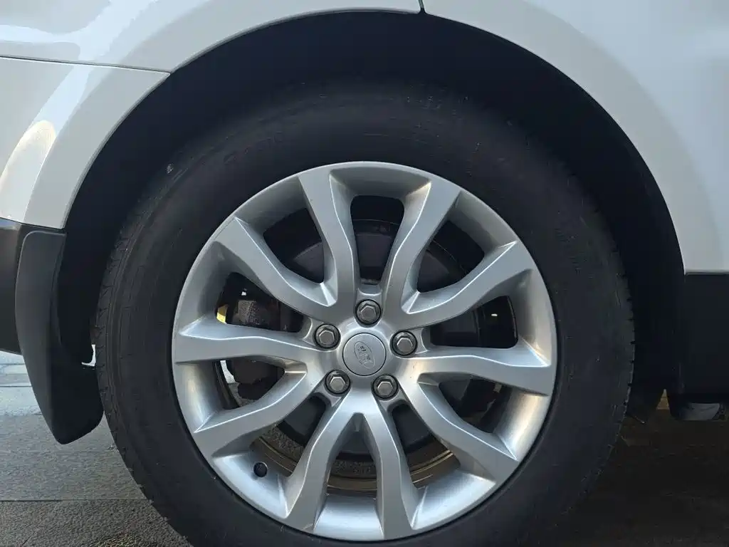 Land Rover Sport — миниатюра 7
