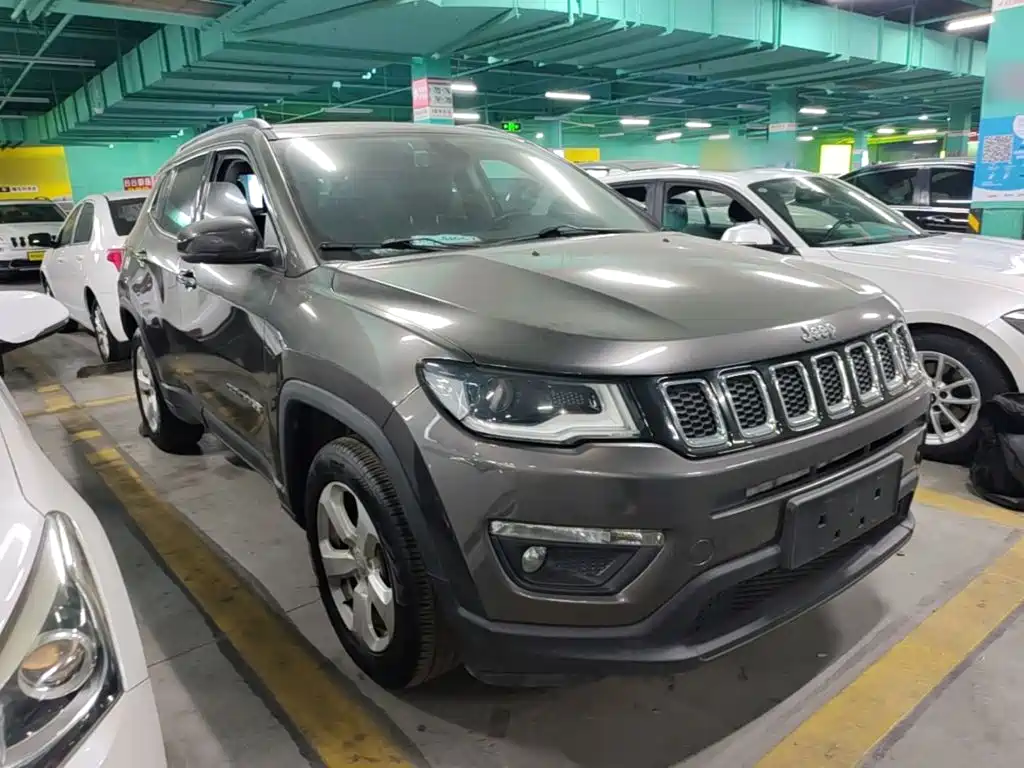 Jeep Compass — миниатюра 4