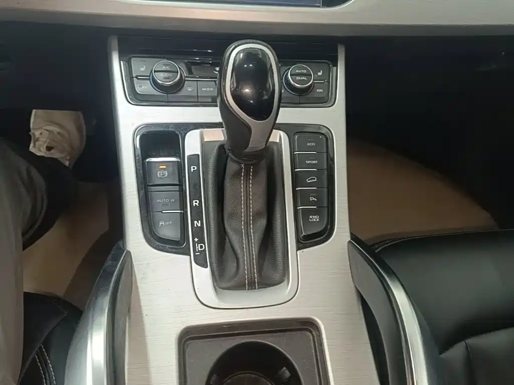 Geely Boyue — миниатюра 14