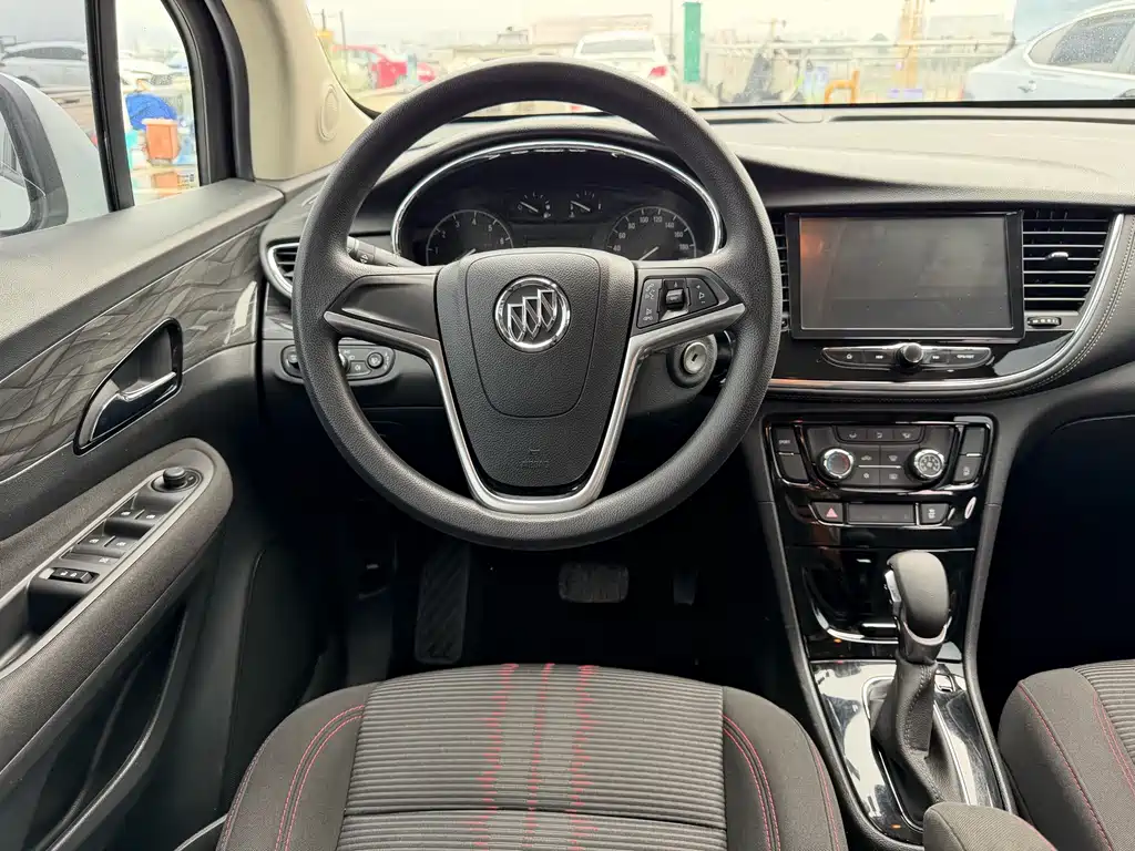 Buick Encore — миниатюра 14