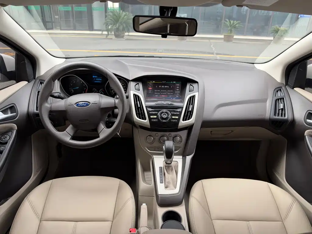 Ford Focus — миниатюра 9