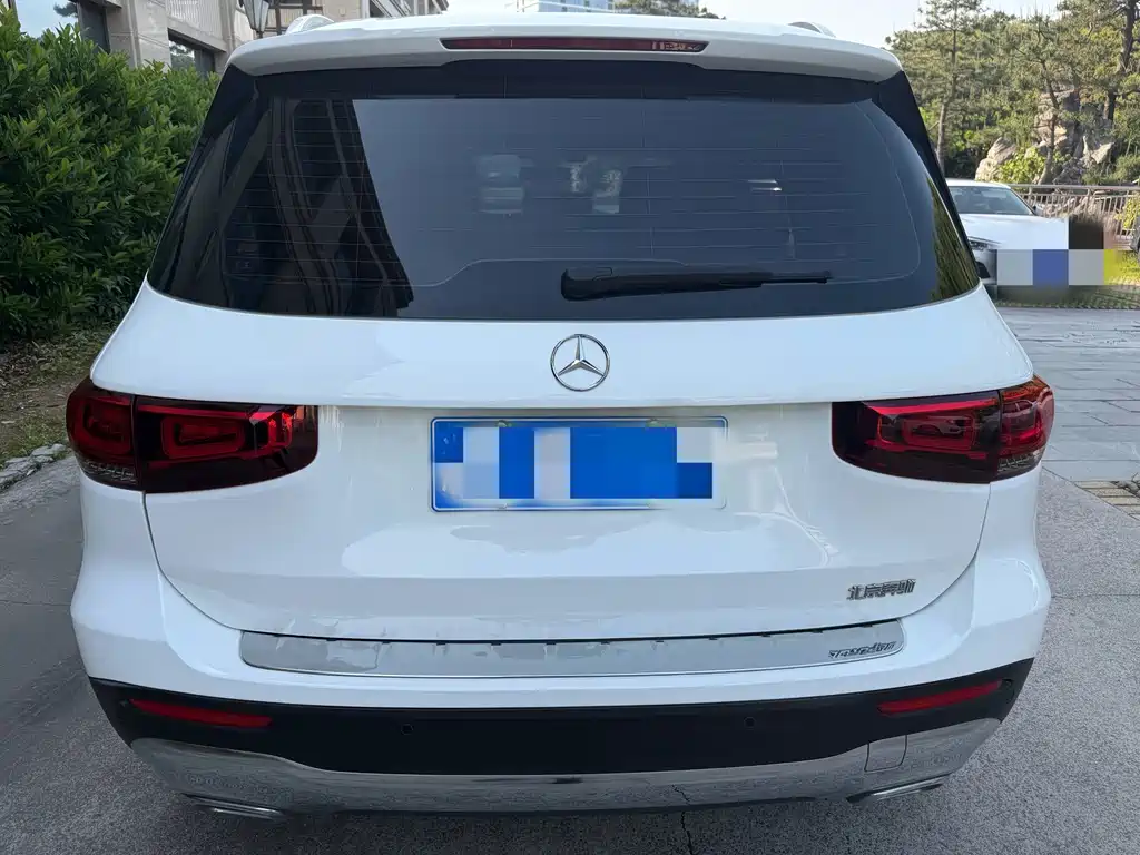 Mercedes-Benz GLB — миниатюра 9