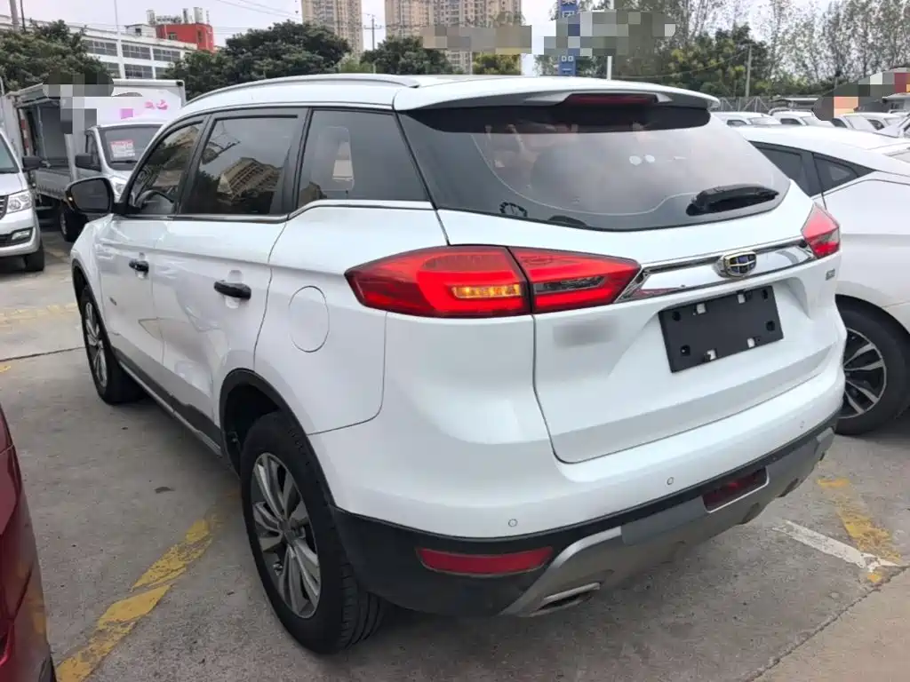Geely Boyue — миниатюра 5