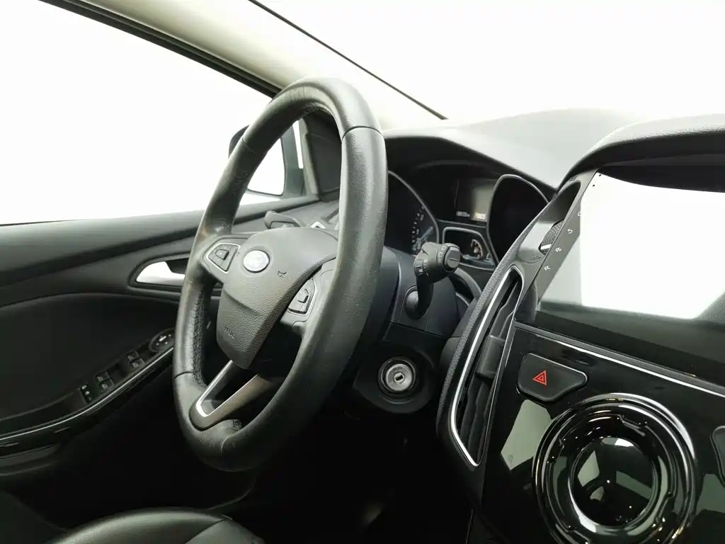 Ford Focus — миниатюра 22