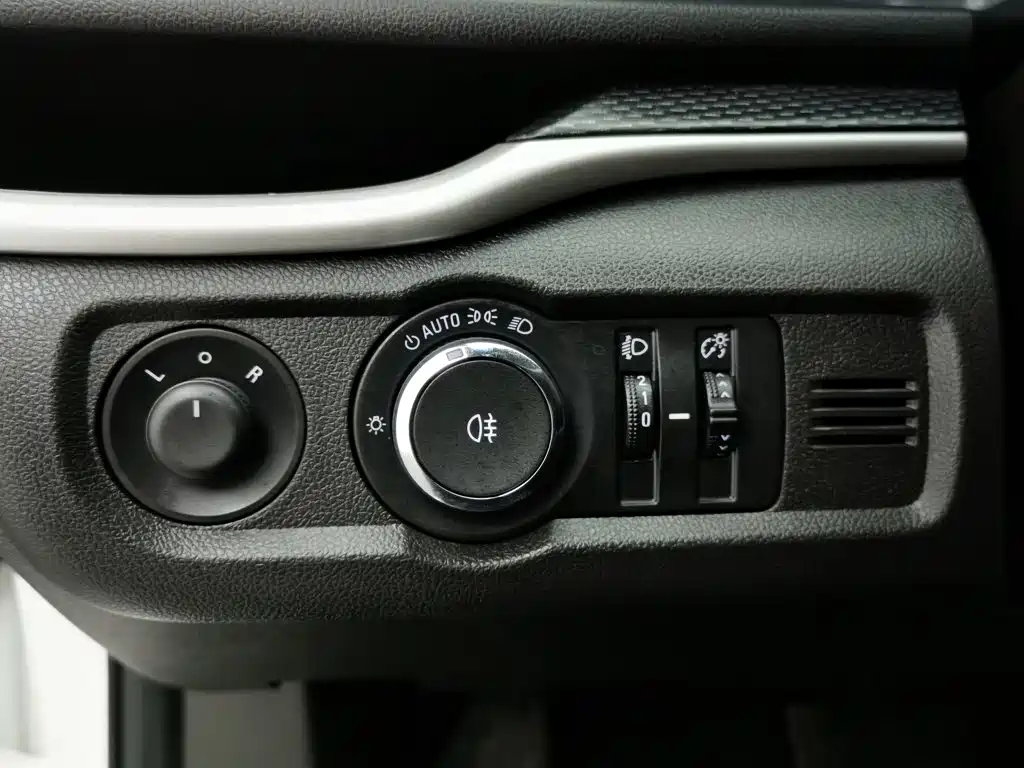Buick Excelle — миниатюра 21