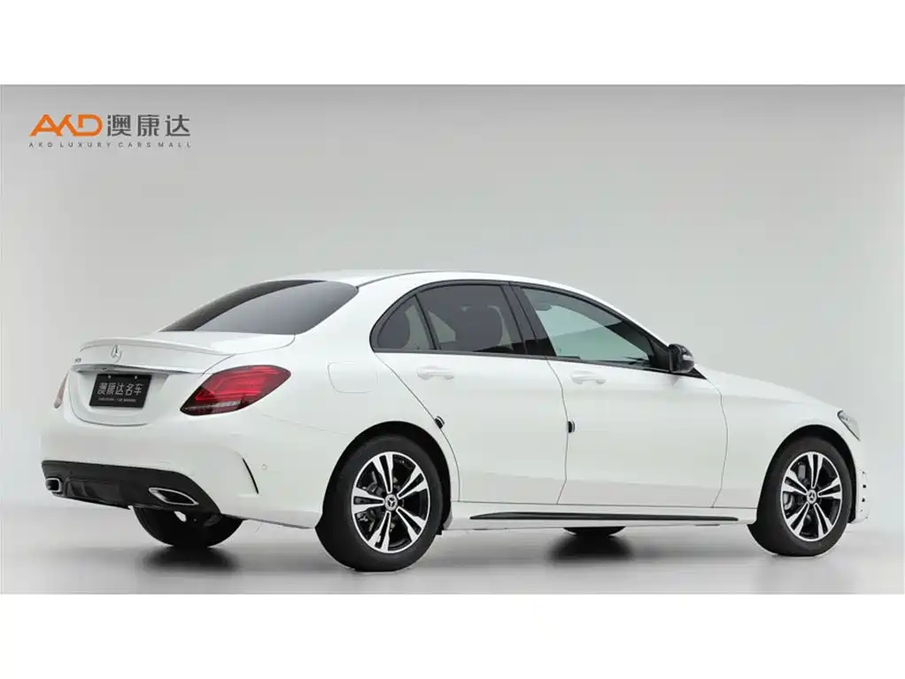 Mercedes-Benz C-Class — миниатюра 3
