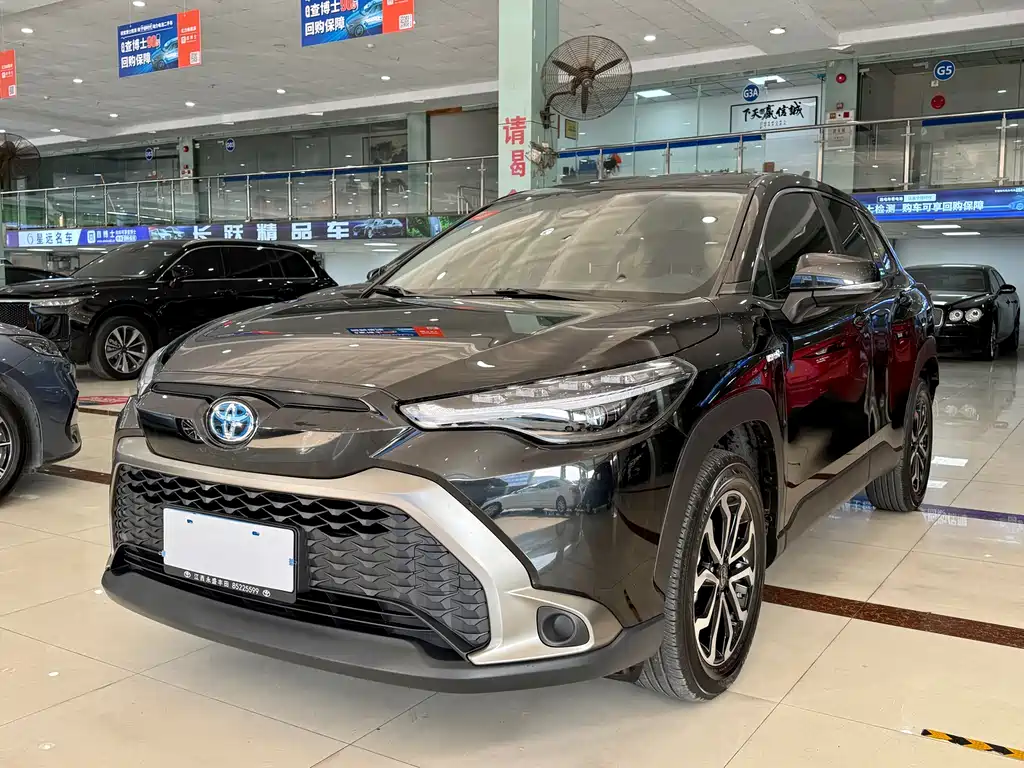 Toyota Frontlander 2024