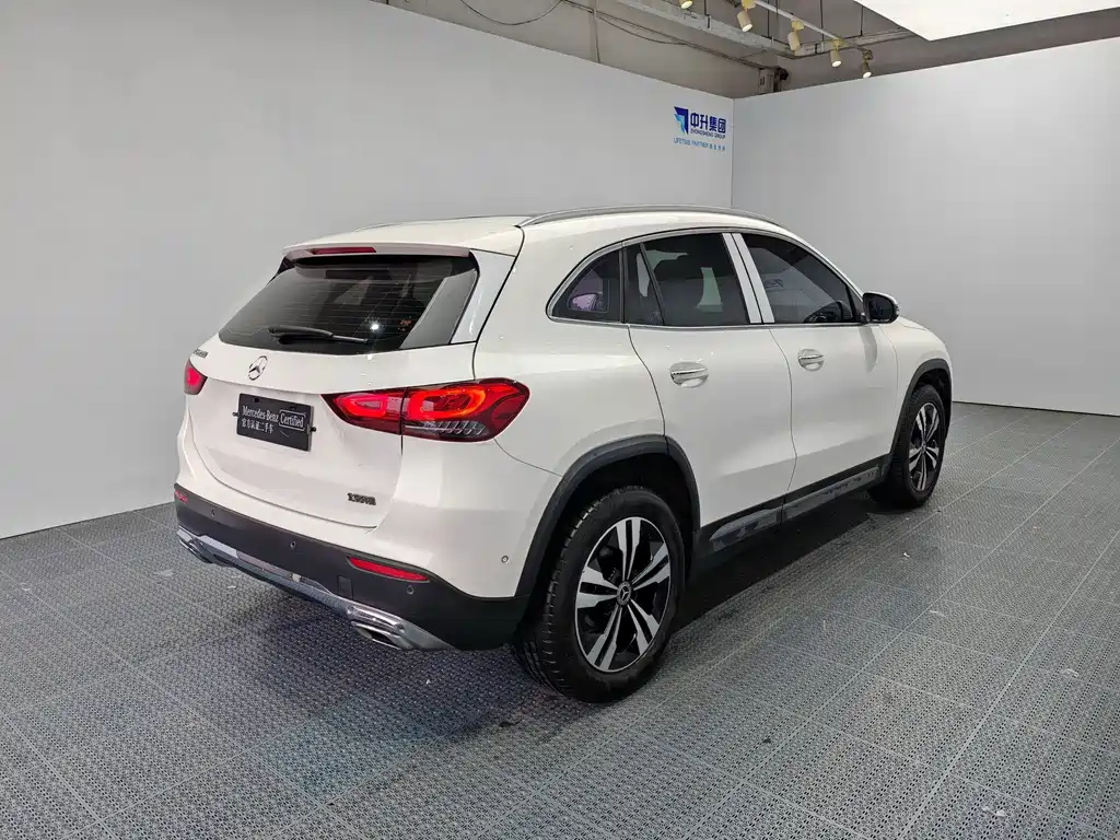 Mercedes-Benz GLA — миниатюра 6