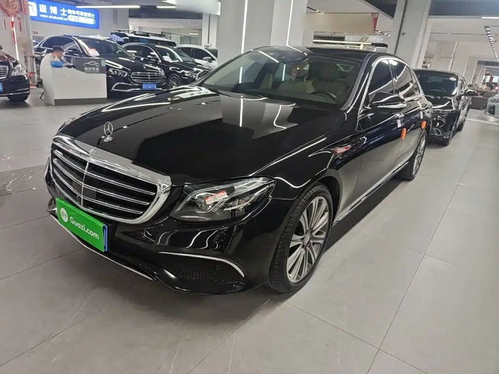 Mercedes-Benz E-Class — миниатюра 2