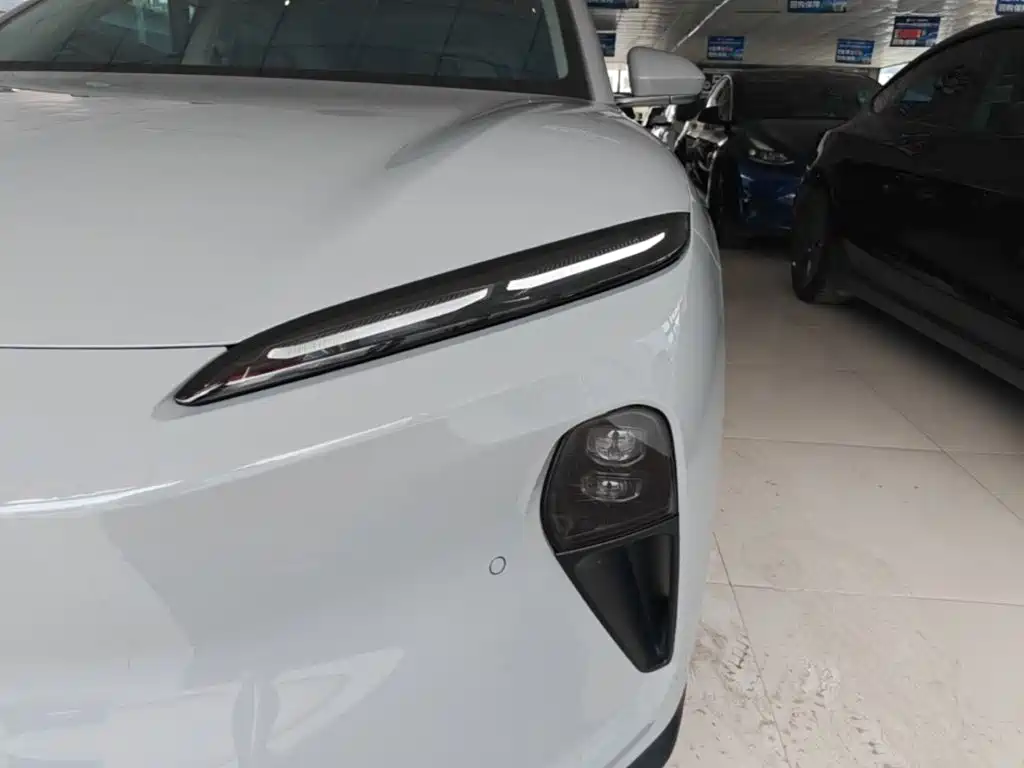 NIO ET5 — миниатюра 24